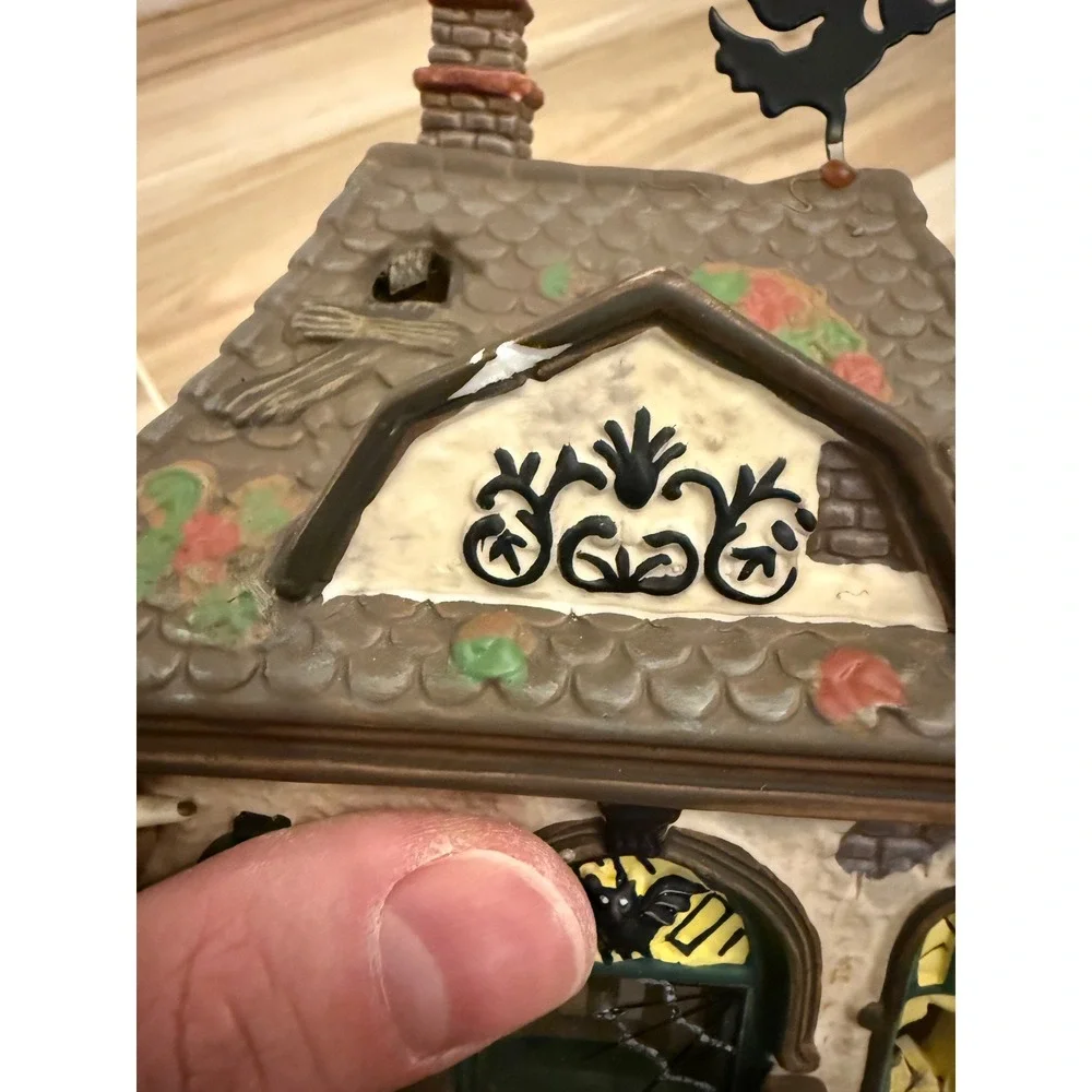 O'Well Halloween Village Haunted House Ceramic Spooky Figurine Skeleton Mummy